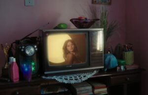 selena-gómez-se-sube-a-la-ola-del-reggaeton-con-rauw-alejandro