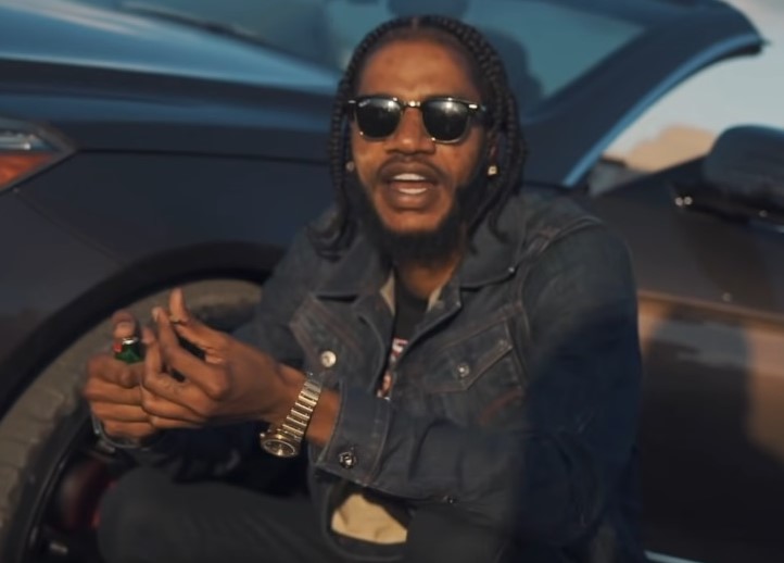 la-nueva-cara-del-dancehall-akino-dirtfree-lanza-loose-ball