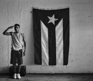 don-omar-y-residente-colaboran-en-flow-hp-un-tema-con-un-lenguaje-contundente-muy-fuerte-y-sin-filtros