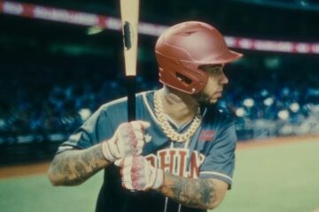 anuel-aa-jhay-cortez-e-myke-towers-sono-le-nuove-leggende-del-baseball-nel-cliccatissimo-video-di-subelo