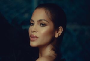 natti-natasha-presenta-el-video-de-no-quiero-saber-que-nace-de-un-clasico-de-la-musica