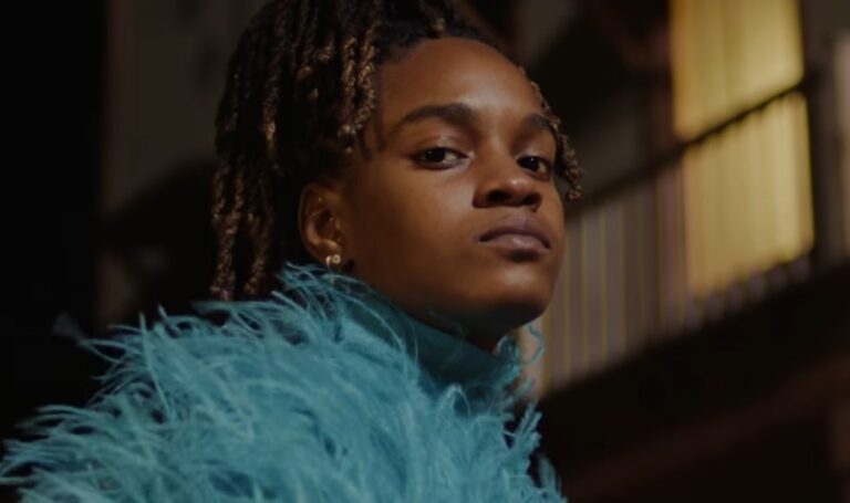 koffee-dio-a-conocer-el-video-musical-complementario-para-la-cancion-de-la-banda-sonora-de-the-harder-they-fall