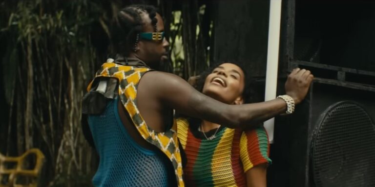 popcaan-e-toni-ann-singh-uniscono-i-loro-cuori-in-next-to-me