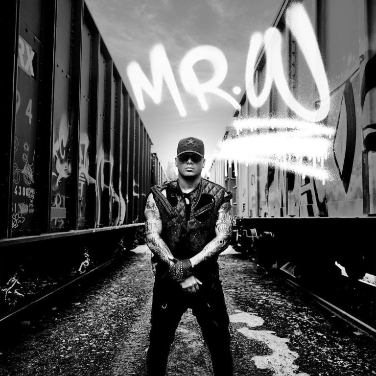 wisin-reclama-el-trono-de-la-musica-urbana-con-mr-w-su-nuevo-album