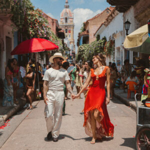 maluma-lanza-bronceador