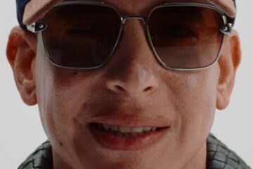 daddy-yankee-pone-el-beso-en-el-centro-de-la-conversacion-y-presenta-botz